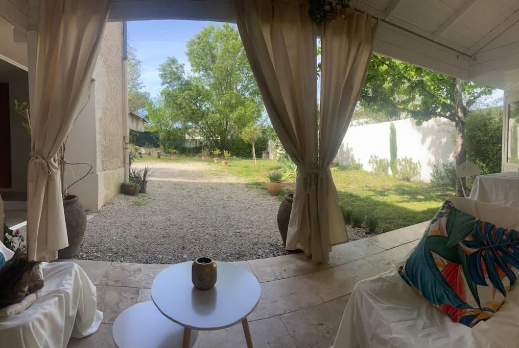 Maison Avec Jardin Et 3 Petits Chats , Proche Du Chateau Lacoste Le Puy-Sainte-Réparade 외부 사진